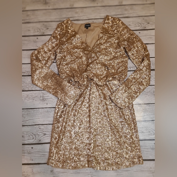 Alloy Apparel Plunge Gold "M" sequence dress. Mini - Picture 6 of 8